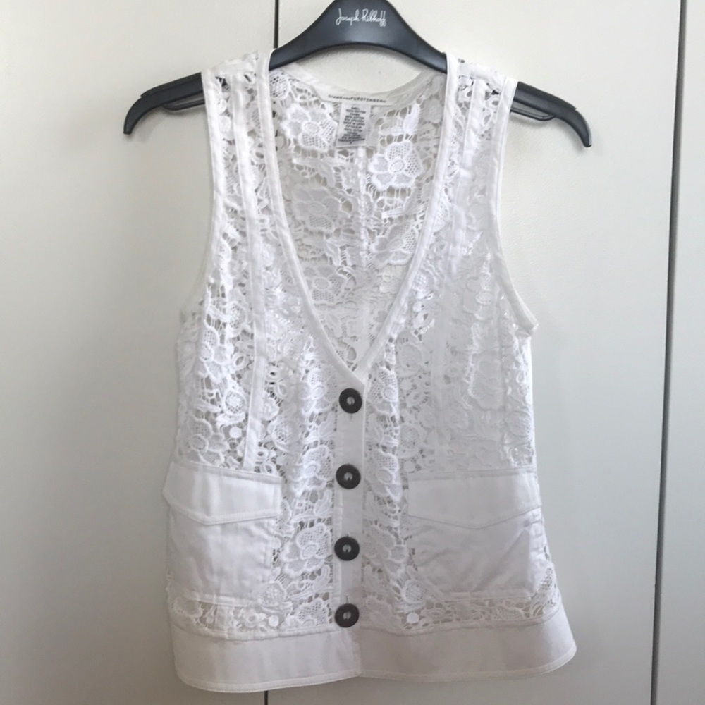 White lace vest; excellent condition